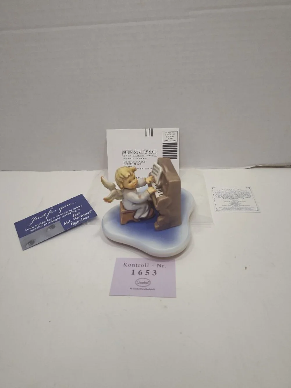 Hummel Goebel Precious Pianist #2135/C TMK8 Angel Playing Piano w/Box